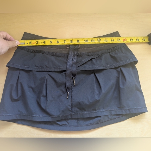 LULULEMON Tennis Skort Size 6 Black And Brown Model Personal Best Ruffle - Picture 9 of 10